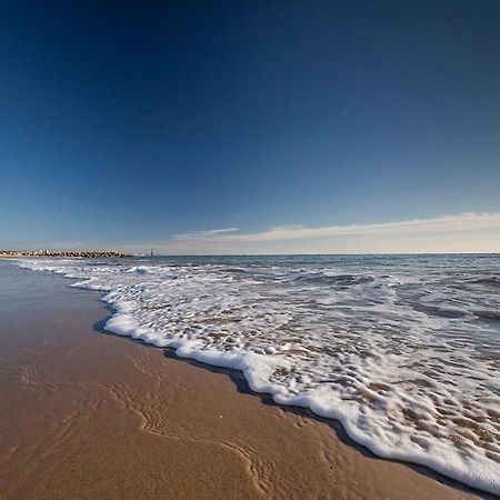 Luxury 2 Bedroom Apartment In Sandbanks - Sea View Poole Kültér fotó